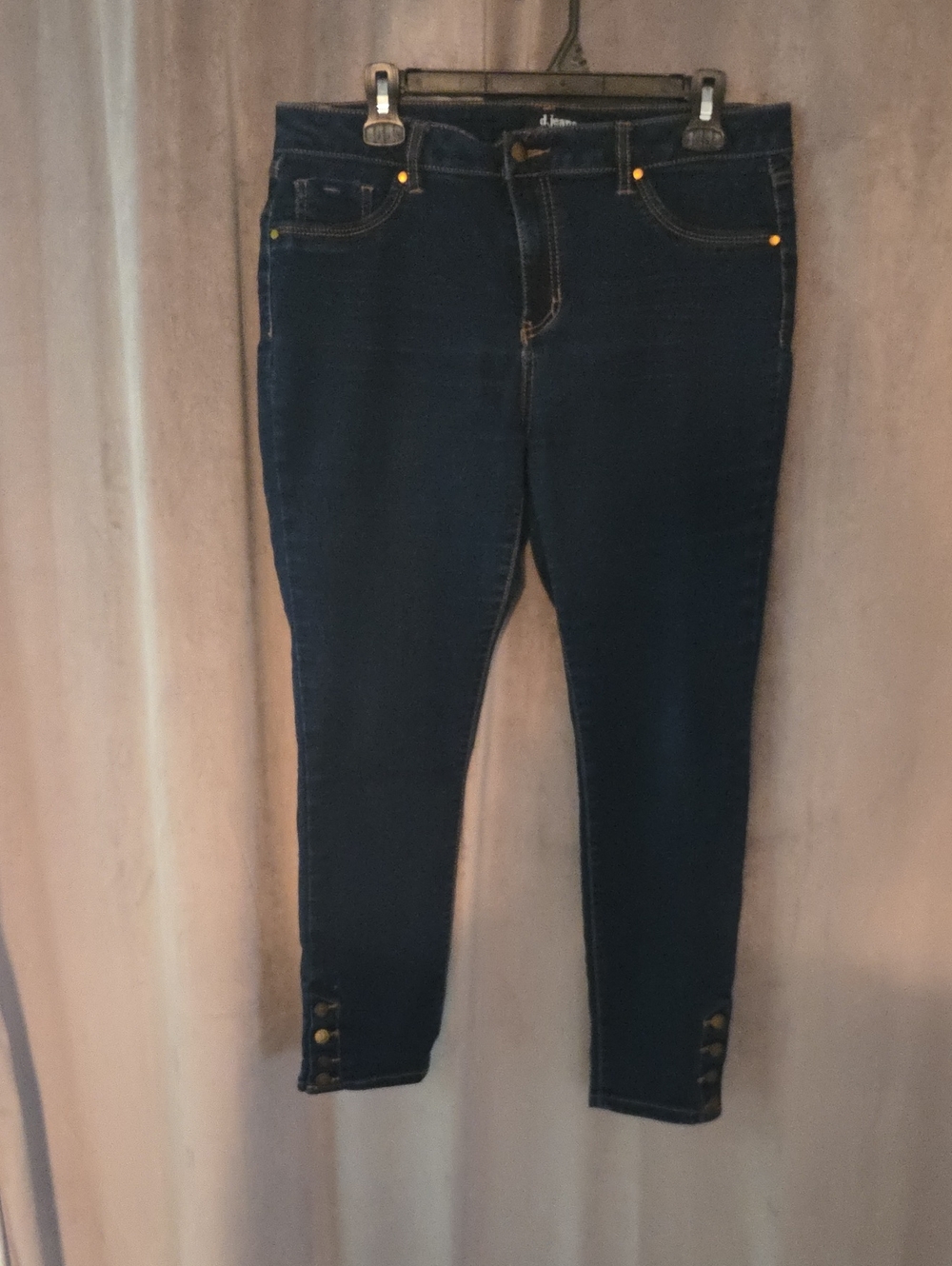 d. jeans Size 12 Indigo Skinny Jeans with Ankle Button Accents
